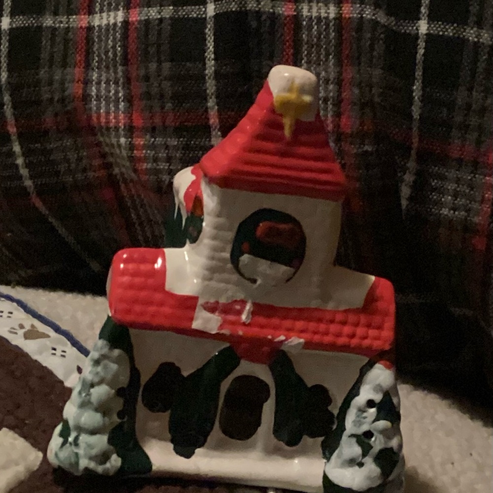 🎅🏻 Vintage Light Up Church Christmas Village Ceramic VNPLVC